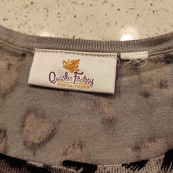 Quacker Factory 2X Sweater Gray Black White Button Animal Print Rhinestones - Picture 6 of 10